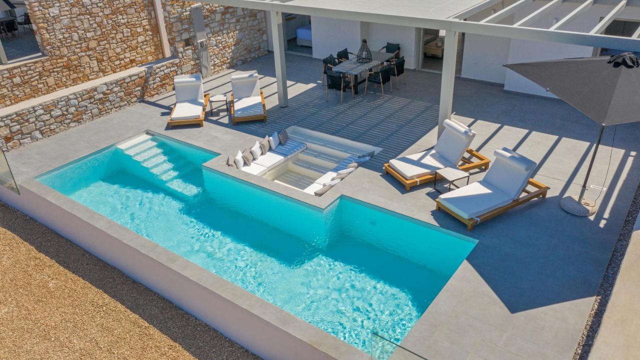 T7 Luxury Villas Paros Eksteriør billede