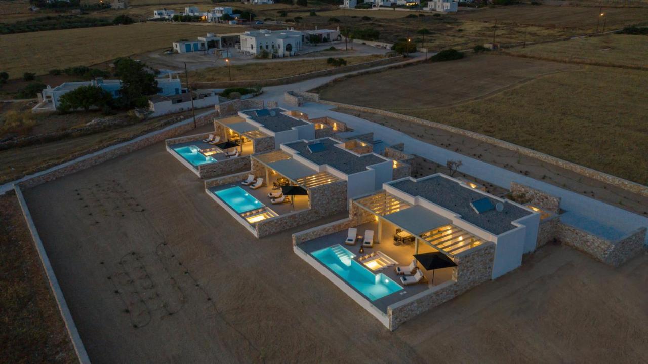 T7 Luxury Villas Paros Eksteriør billede