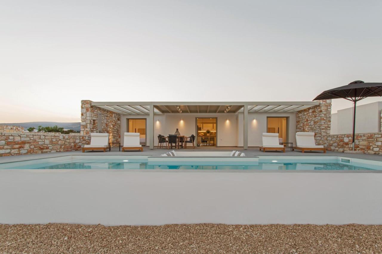 T7 Luxury Villas Paros Eksteriør billede
