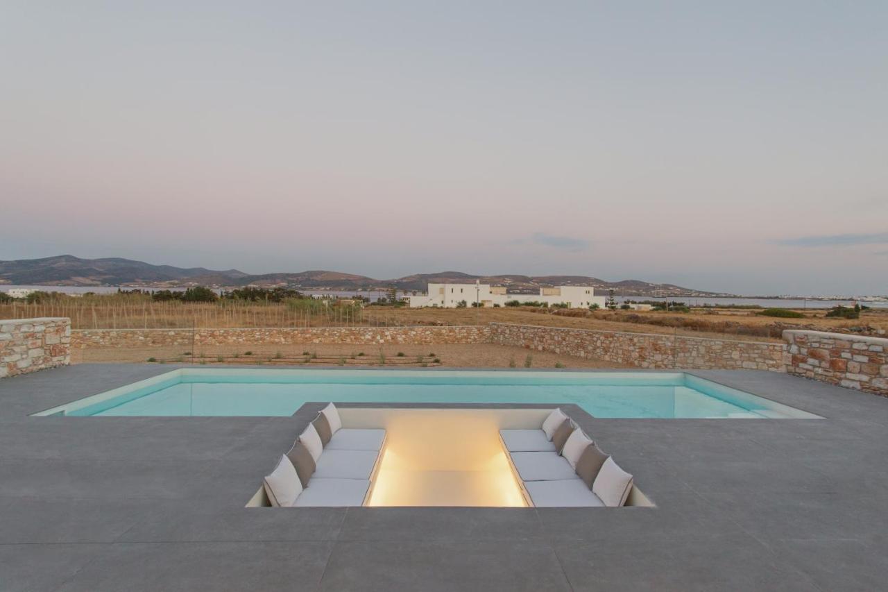 T7 Luxury Villas Paros Eksteriør billede