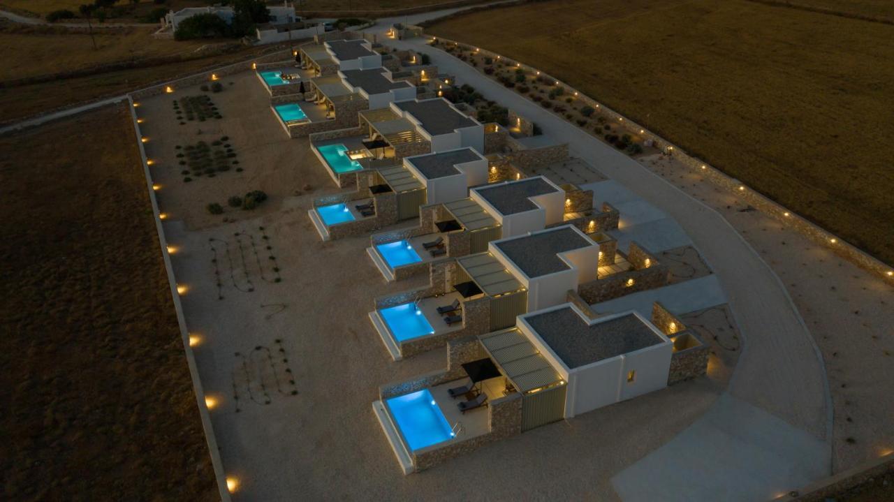 T7 Luxury Villas Paros Eksteriør billede